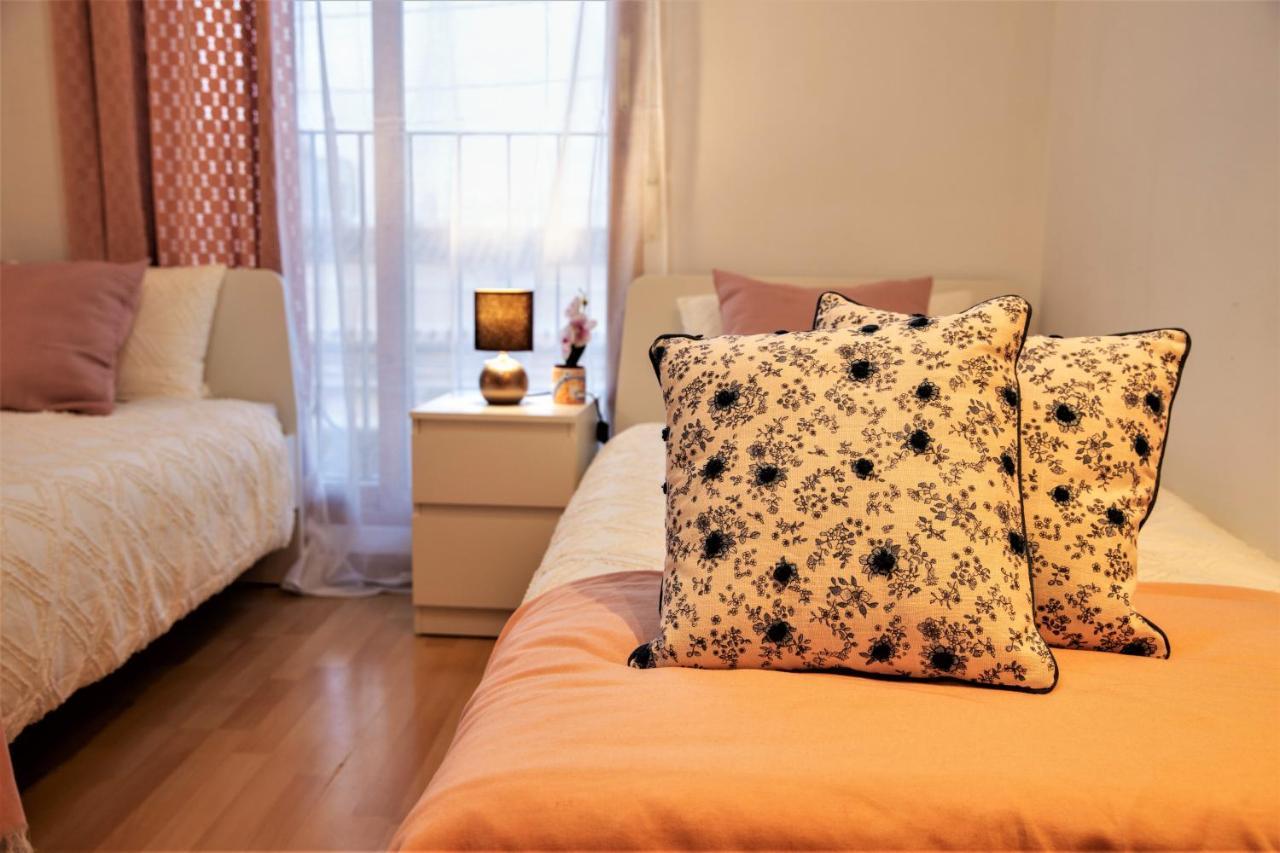 Penthouse Duplex In A 4 Floors Spanish House -8 Min To Center By Metro Valencia Bagian luar foto